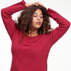 NAADAM cashmere sweater. Cashmere ribbed sweater in raspberry pink.